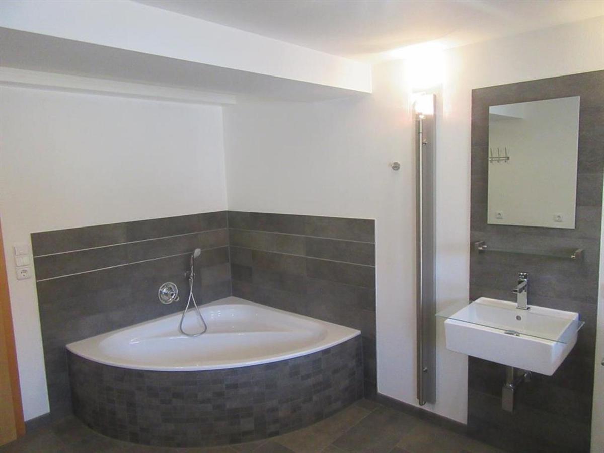Ferienwohnung Oettersbach ポッペンハウゼン エクステリア 写真